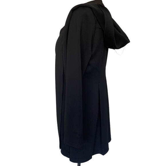 Lu & Lu black waist belted jacket. - Picture 10 of 16